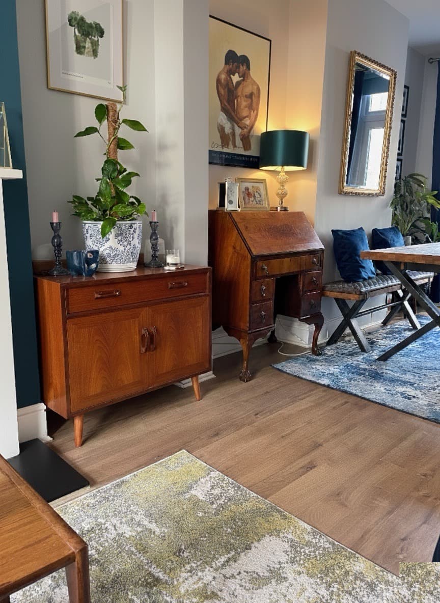 How to Mix Vintage and Modern Furniture Without It Looking Like a Mess